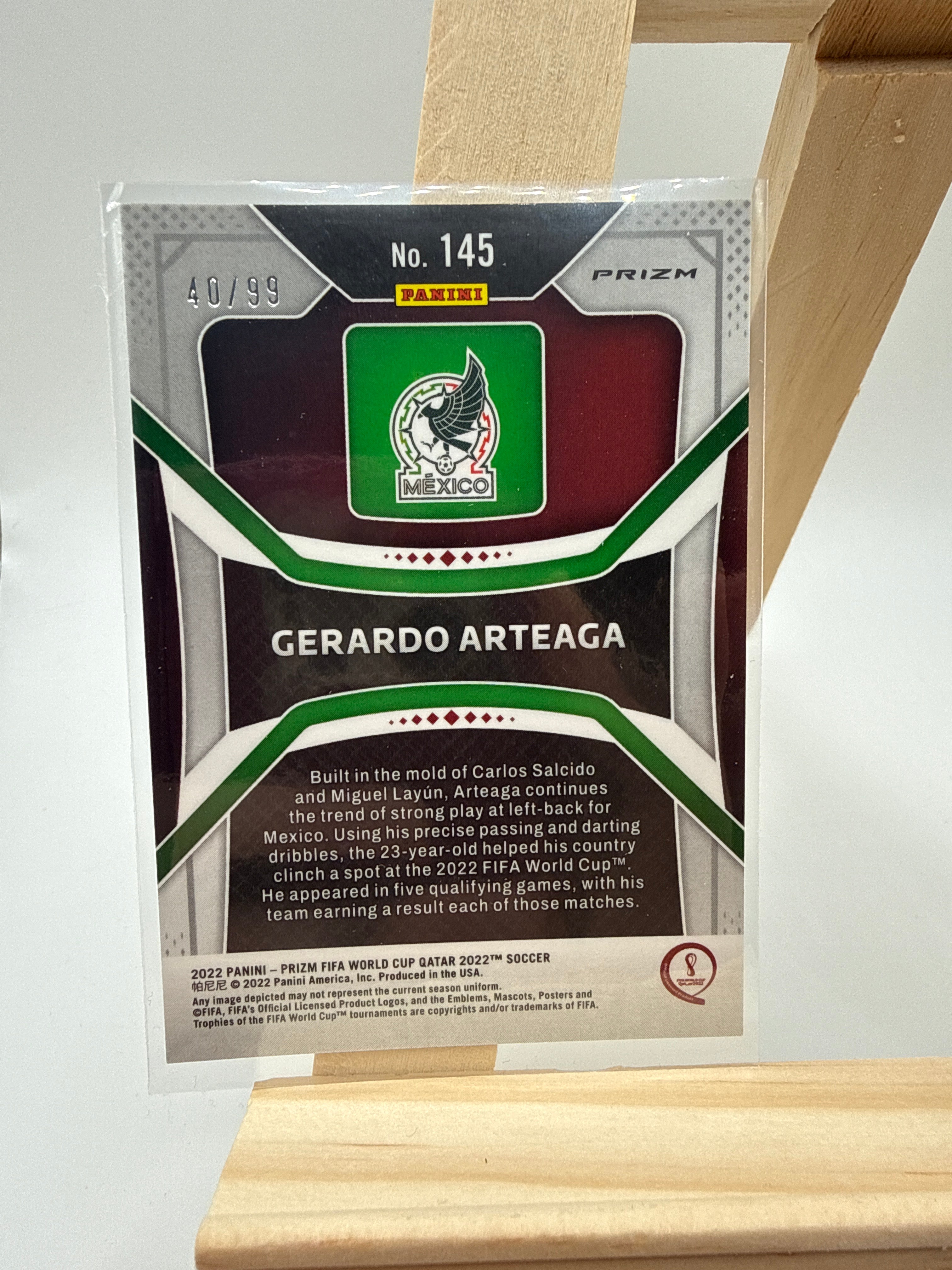 Panini Prizm 2022 Qatar Cup Gerardo Arteaga/99 Red mojo Rookie Card - Detailansicht 2