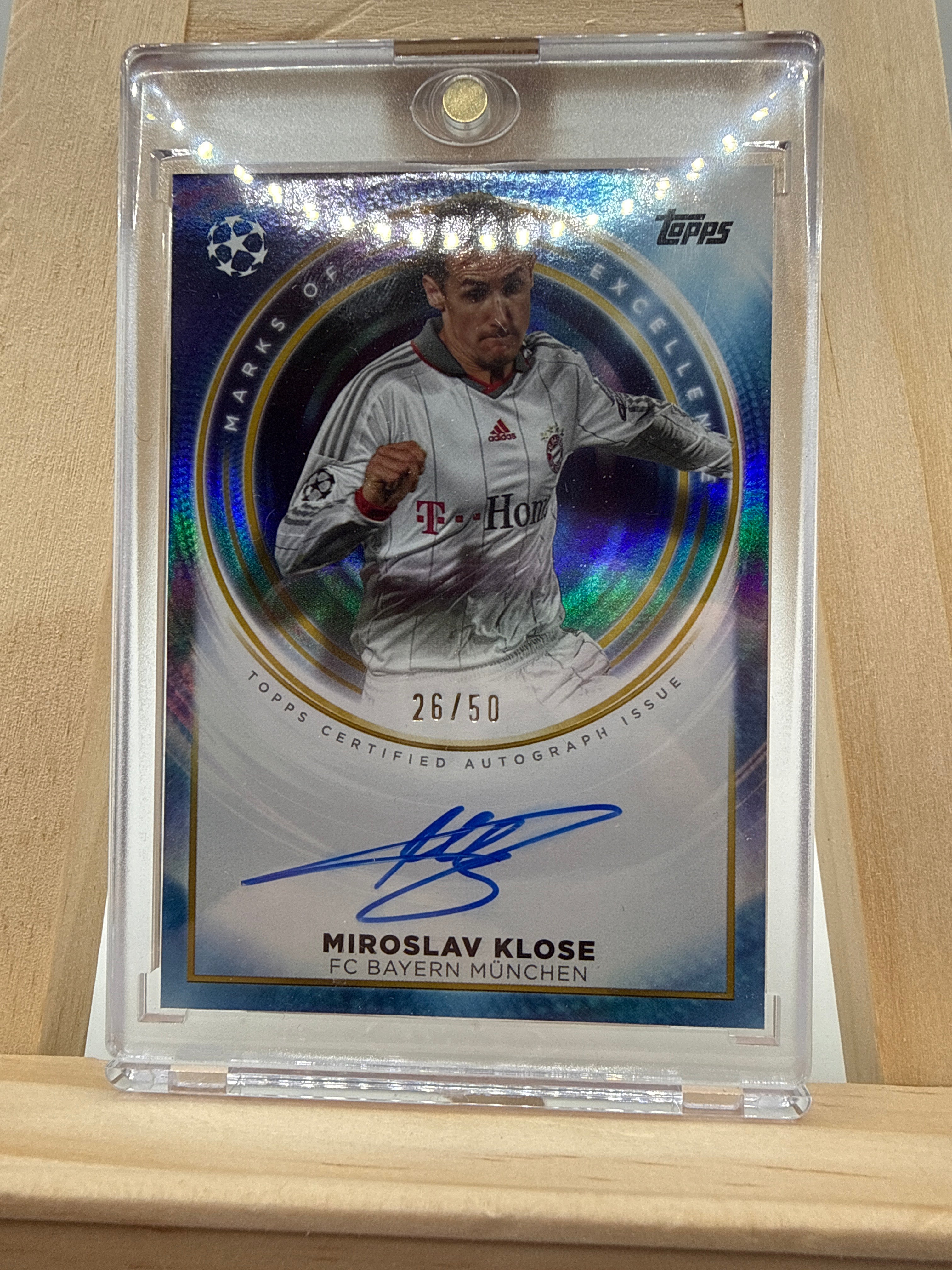 Topps Chrome Merlin 24/25 Marks Of Excellence Klose Auto /50 - Rückseite