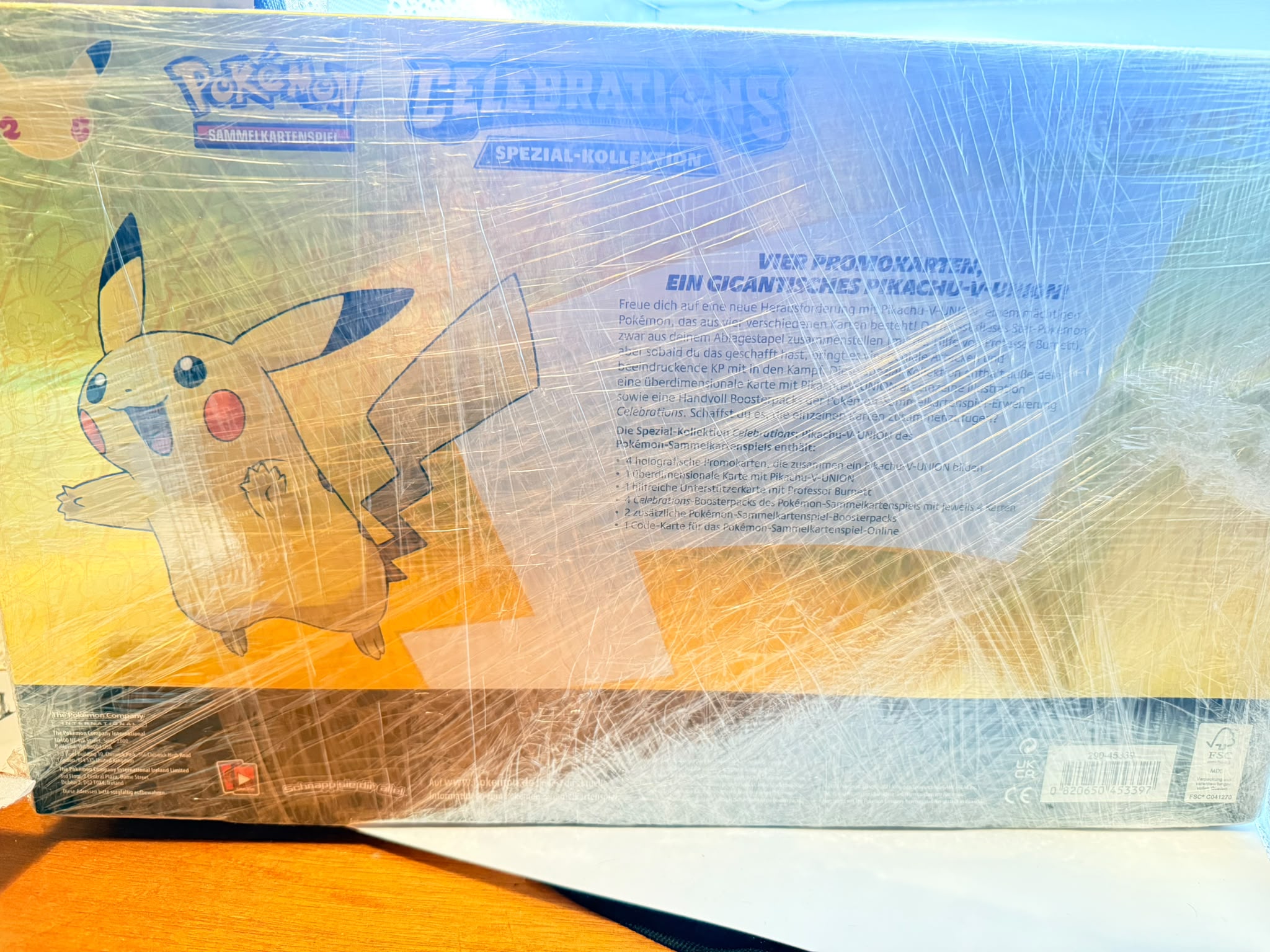 Pokemon 25th Celebrations Deutsch Pikachu V Union Premium Kollektion OVP