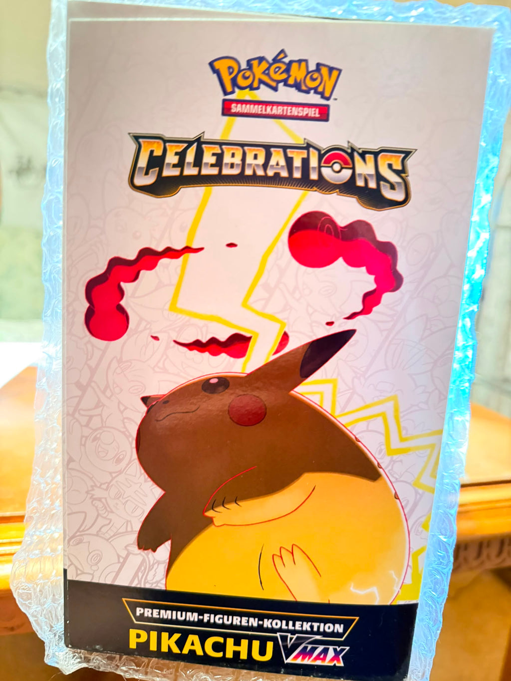 Pokémon Celebrations Premium Figure Kollektion Pikachu VMAX 25th Anniversary NEU