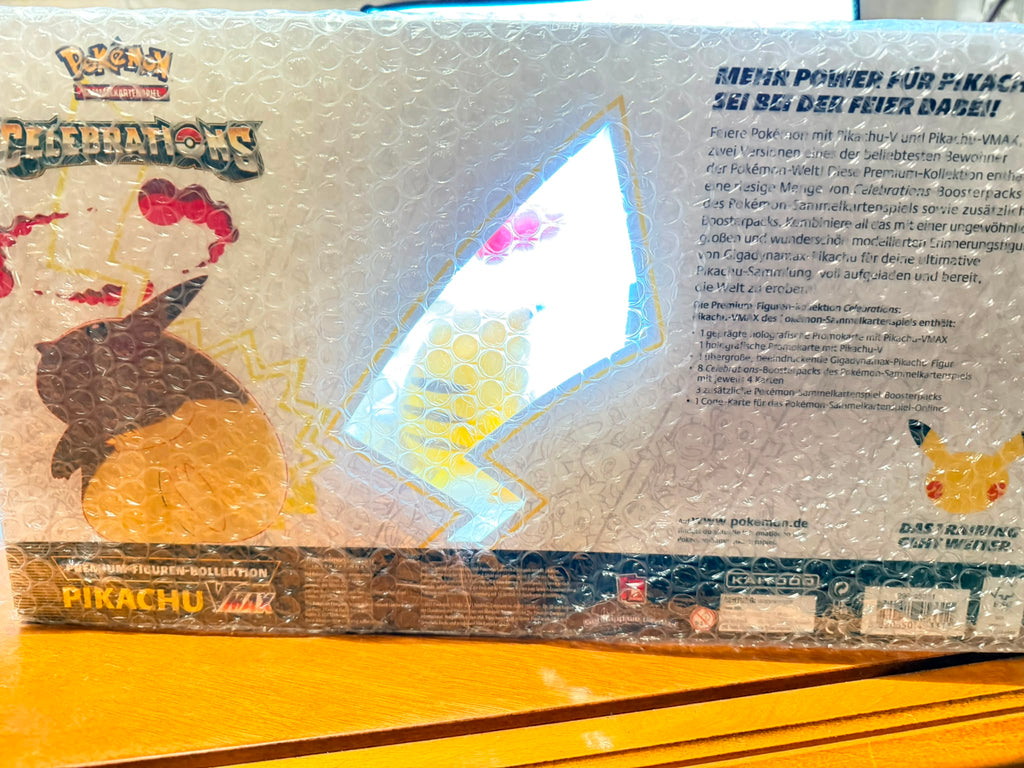 Pokémon Celebrations Premium Figure Kollektion Pikachu VMAX 25th Anniversary NEU
